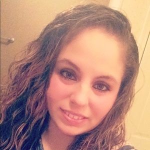 Meet your Posher, Stacey